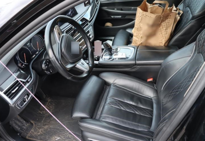 (FOTO) Uhapšen muškarac (35) u Zagrebu sa 4,5 kg kokaina: Drogu držao na suvozačkom mestu, povredio policajca