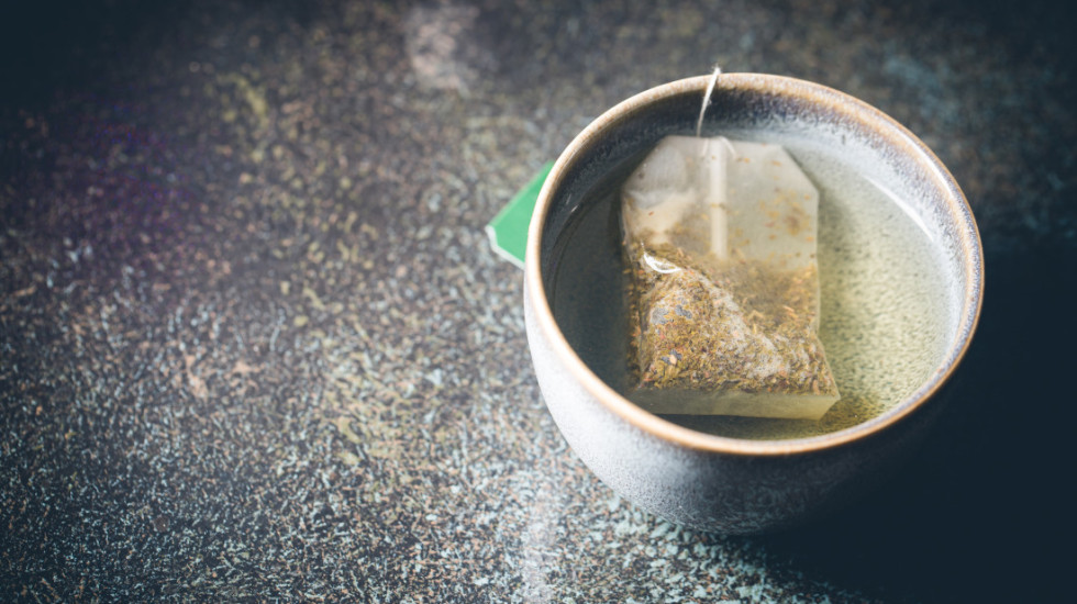 Česta navika koja čini vaš čaj gorkim