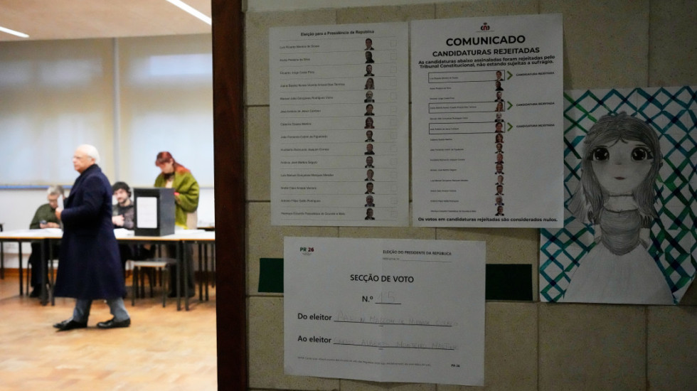 Predsednički izbori u Portugalu: Tri vodeća kandidata "rame uz rame" za ulazak u drugi krug