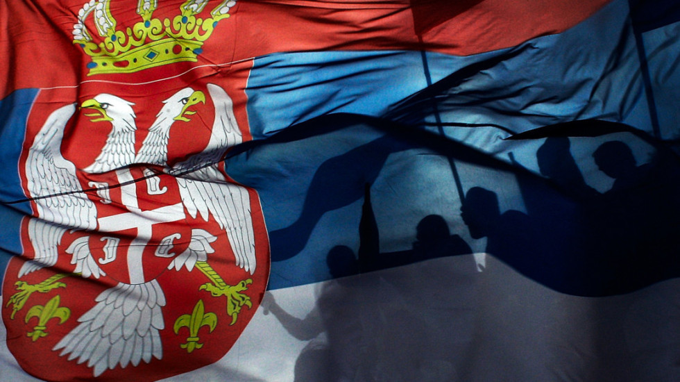 Balansiranje između Istoka i Zapada: Koliko dugo Srbija može sedeti na više geopolitičkih stolica