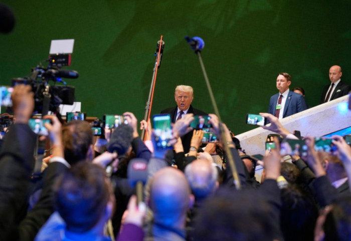 Tramp u Davosu: Razgovor sa Zelenskim bio dobar, svi žele da se rat završi