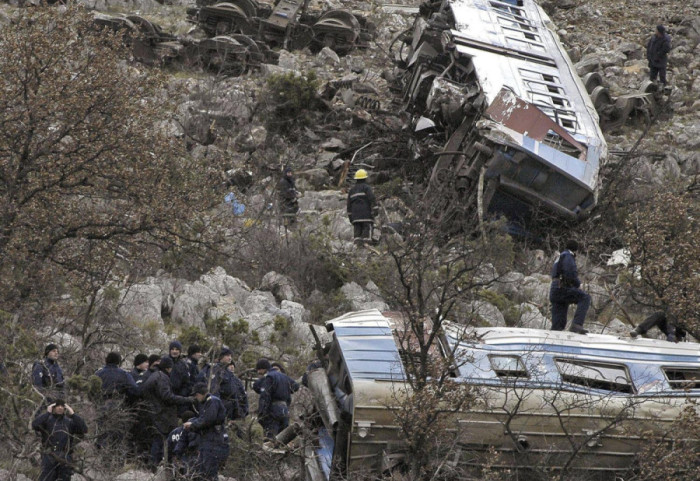 Godišnjica železničke tragedije u Bioču: Voz iskočio iz šina i survao se niz kanjon Morače, poginulo 47 ljudi