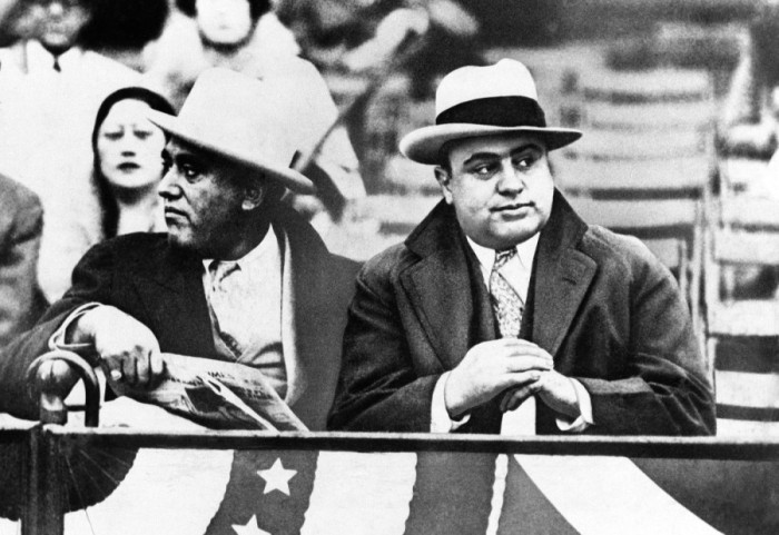 Na današnji dan preminuo Al Kapone: Najpoznatiji američki gangster poslednje godine života proveo na Alkatrazu