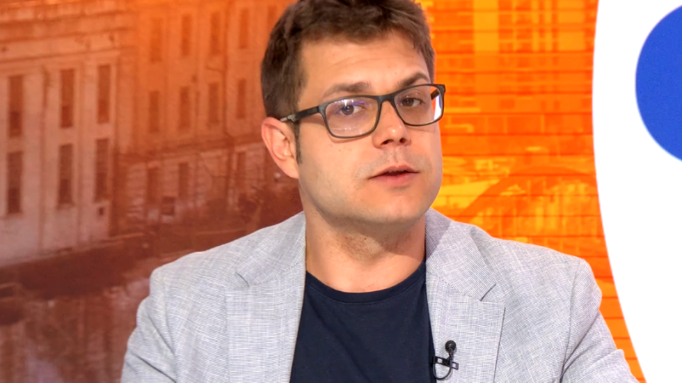 Istoričar Luka Filipović gost Sinteze u 21 sat