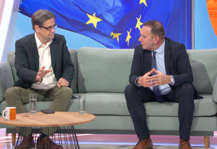 Gde je uloga Srbije u globalnoj politici: Sandić kaže da je Novi DSS za reviziju evropskog puta, Lukić da nas EU "davi"