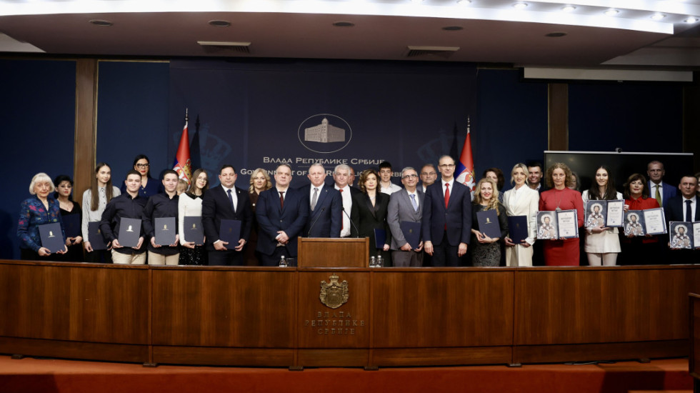 (FOTO) Uručena 31 Svetosavska nagrada za rezultate u oblasti obrazovanja