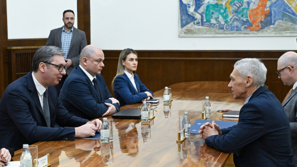 Vučić razgovarao sa Bocan-Harčenkom o energetici i mogućim rešenjima za NIS