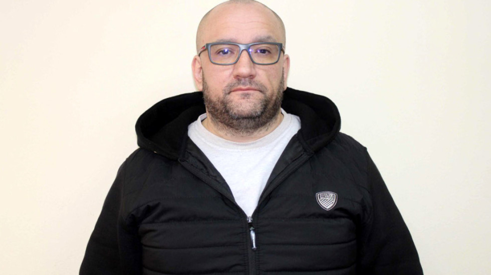 Policija objavila fotografije muškarca koji se lažno predstavljao kao pripadnik MUP i BIA, pozvala oštećene da se jave