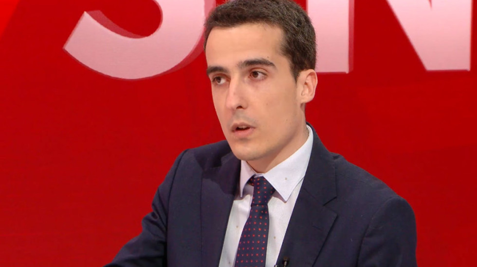 Dragoslav Rašeta gost Sinteze u 21 sat