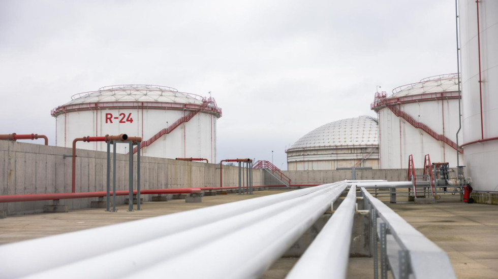 (FOTO)  Novi rezervoari nafte i derivata u Smederevu posle 26 godina