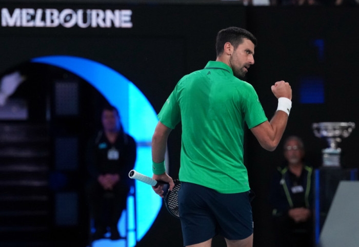 (FOTO/VIDEO) Finale Australijan opena: Đoković vodi sa 1:0 protiv Alkaraza i korak je bliže 25. grend slemu