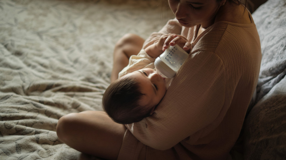 Odvikavanje deteta od noćnog hranjenja: Pedijatri savetuju kada je pravo vreme i kako to da uradite