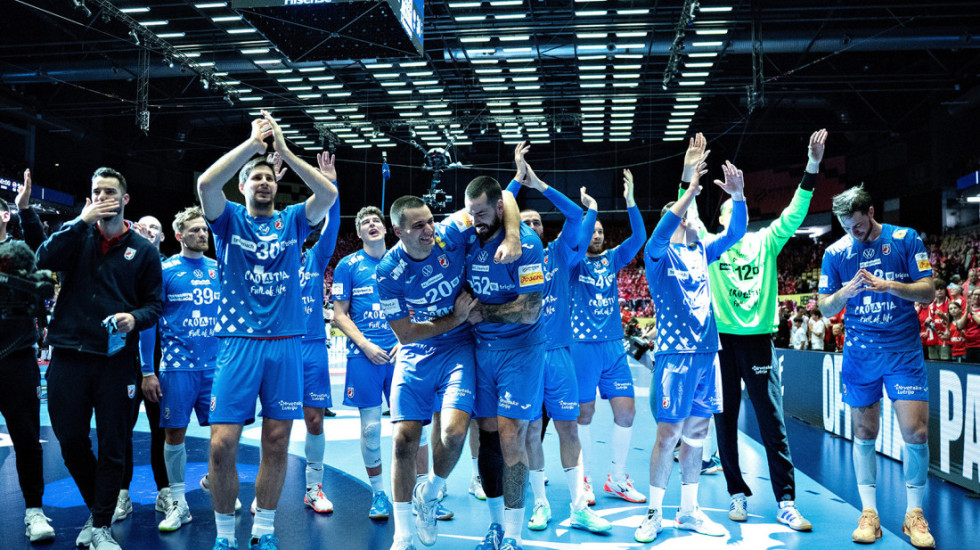 Puhovski o otkazivanju dočeka u Zagrebu: Politički neuki rukometaši rasprodaju medalju za desničarske ekstremiste