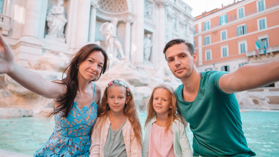 Gradske vlasti u Rimu počele da naplaćuju posetu čuvenoj Fontani di Trevi