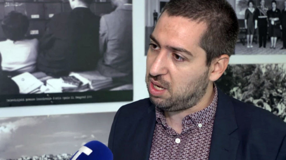 Istoričar Nemanja Dević gost Sinteze u 21 sat