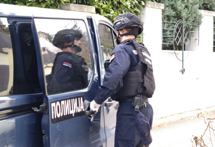 Pronađena bomba na Vračaru: Na terenu kontradiverziona ekipa MUP