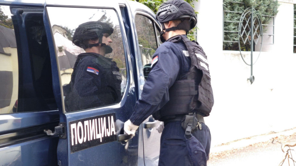 Pronađena bomba na Vračaru: Na terenu kontradiverziona ekipa MUP