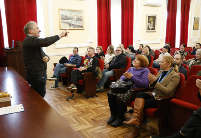 Film "Lavirint Teslinog uma" u produkciji Newsmax Balkans prvi put prikazan srpskoj publici na Poljoprivrednom fakultetu