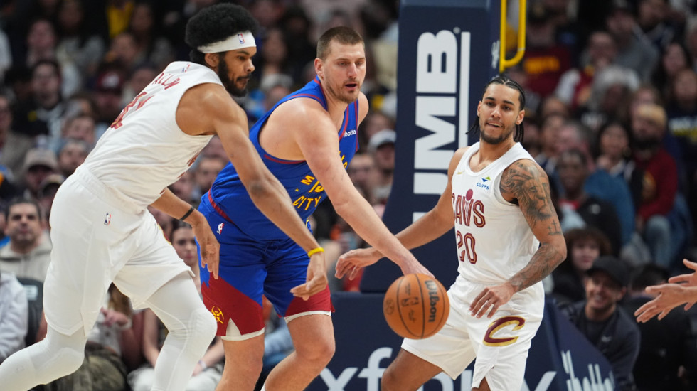 Jokić zabeležio tripl-dabl i promašio trojku za pobedu u poslednjoj sekundi: Poraz Denvera od Klivlenda