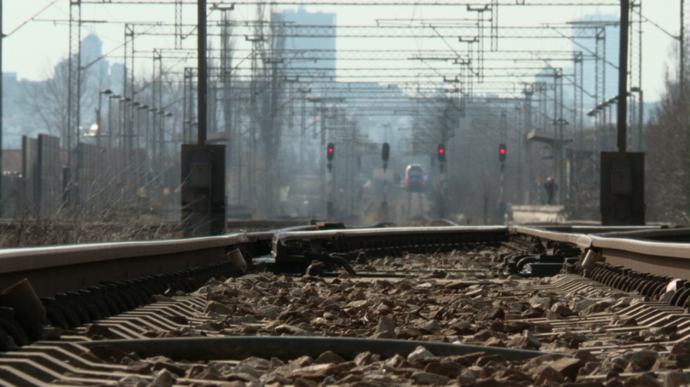 Nesreća na železničkoj pruzi: Voz naleteo na žensku osobu, saobraćaj na deonici Subotica-Beograd u prekidu