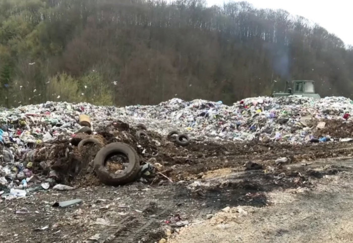 Srbija bez spalionice opasnog otpada: Lekovi, baterije i hemikalije završavaju sa ostalim komunalnim smećem