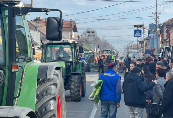 Poljoprivrednici od utorka pooštravaju protest: "Blokade puteva traju duže, moguće i nove lokacije"