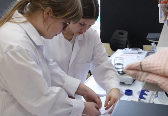 Od učionice do inovacionog centra: Finski i švajcarski modeli obrazovanja inspirišu škole u Srbiji