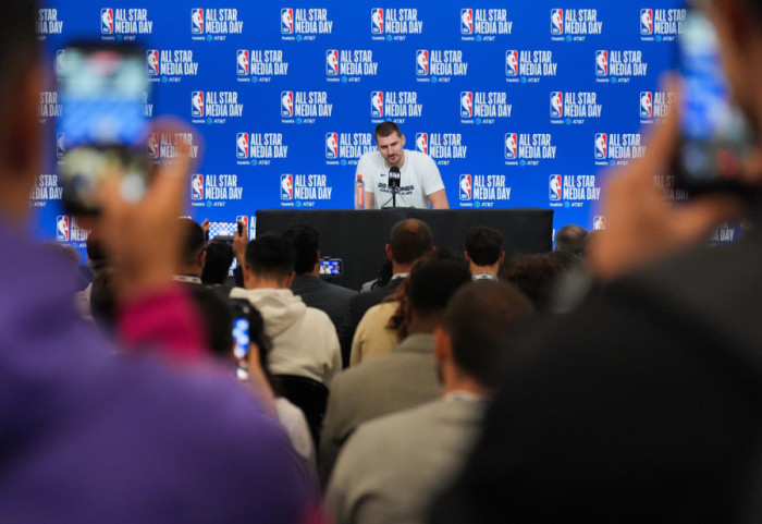 (VIDEO) Jokić birao između MVP titula i svojih konja: "Super je osećaj predstavljati Srbiju na Ol-staru"