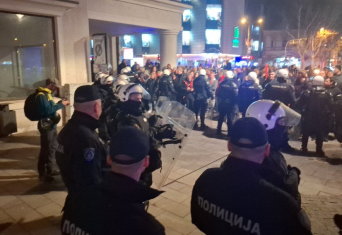 Osumnjičenom za nasilje tokom protesta u Novom Sadu određeno zadržavanje do 48 časova