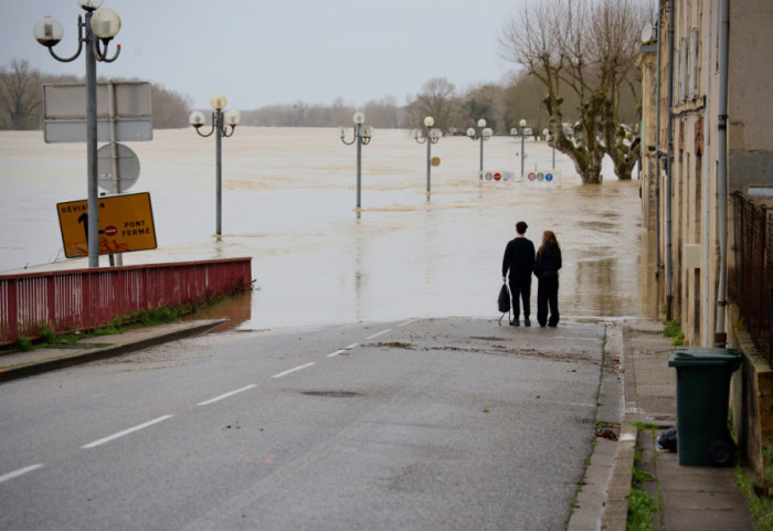 Francuska proglašava 294 opštine za područja pogođena prirodnom katastrofom