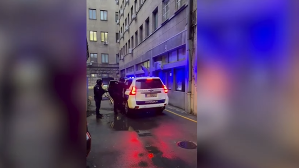 (VIDEO) Određeno zadržavanje osumnjičenom za paljenje automobila Bogdana Ilića: Slučaj preuzelo VJT