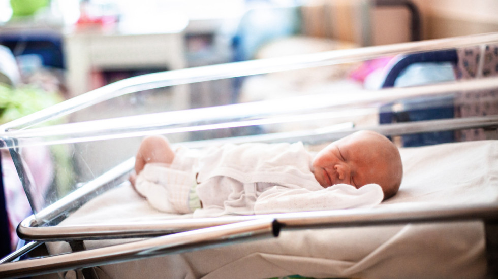 Lepe vesti iz tri porodilišta u Srbiji: Za sedam dana rođeno više od 80 beba