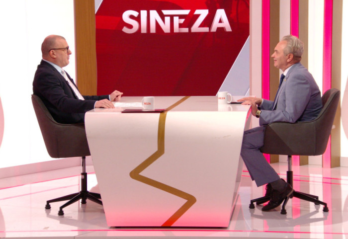 Bećirović u Sintezi: Režim u Iranu je teško srušiti, Tramp diže tenzije kao na berzi