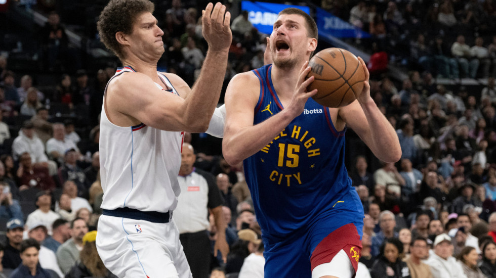 Jokić zabeležio dabl-dabl učinak u porazu Denvera od Klipersa, Vukčević ubacio 12 poena