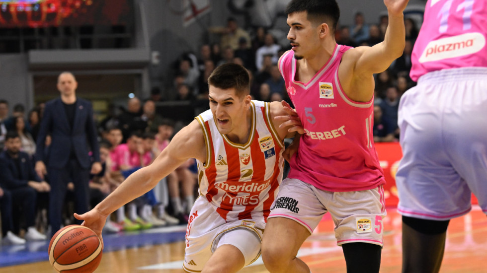 Evroliga kaznila Crvenu zvezdu sa 7.500 evra zbog incidenata navijača na meču protiv Efesa