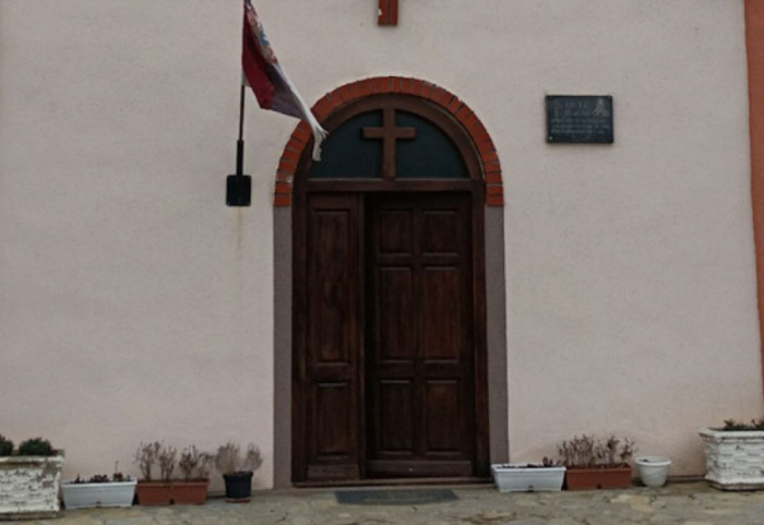 Obijena crkva Svete Nedelje u Gornjoj Gušterici: Odnet novac, kosovska policija obavila uviđaj