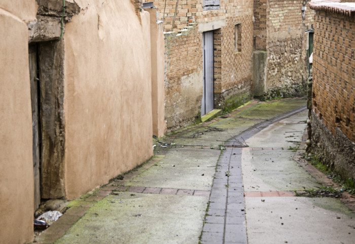 Zbog nedostatka sredstava asfaltirano 704 umesto planiranih 1.000 metara puta u Prači