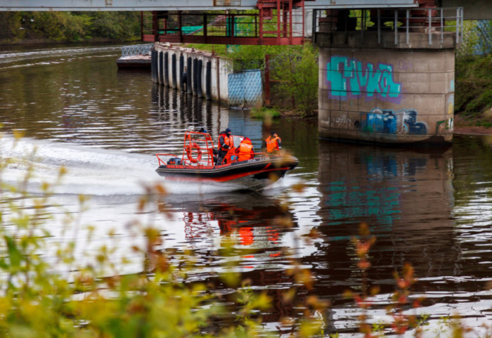 Na Uni se prevrnuo čamac: Migrant poginuo, traje velika potraga