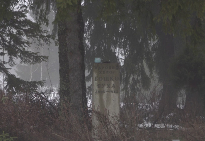 "Zločin i prava sramota": Prijepoljci ogorčeni zbog krađe biste Boška Buhe, počinilac i dalje nepoznat