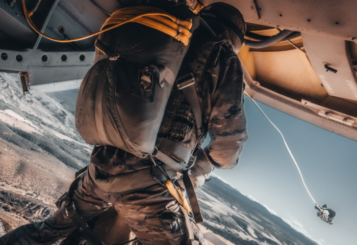 Kako pročitati novine - iz orbite