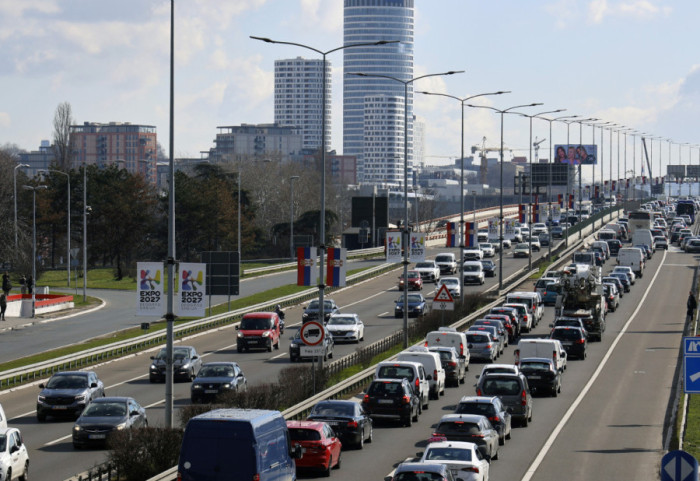 AMSS: Teretna vozila na graničnim prelazima satima čekaju na izlaz