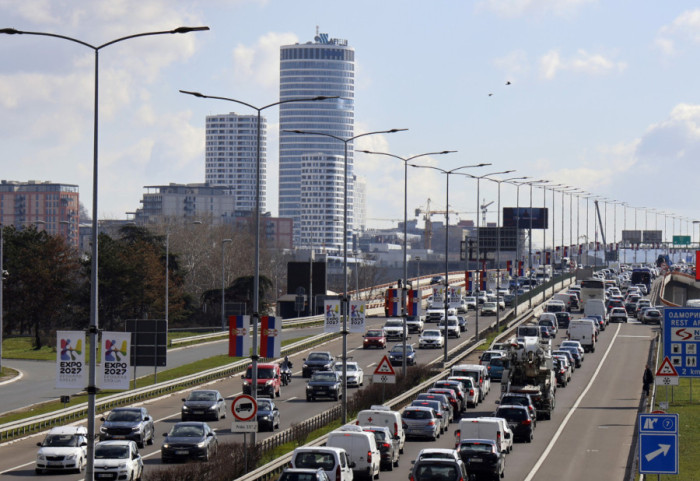 AMSS: Tokom dana očekuje se pojačan intenzitet saobraćaja na putevima u Srbiji