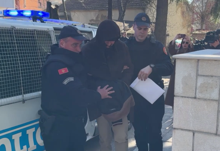 (FOTO) Zašto je uhapšen brat Mila Đukanovića: U pretresima u Podgorici i Nikšiću zaplenjeno oružje i panciri