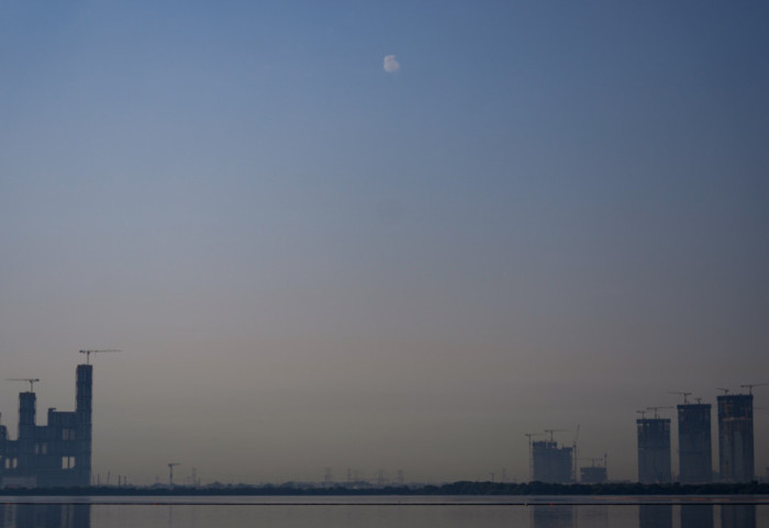 Ambasada Srbije: Delimično otvoren vazdušni prostor u UAE, organizovan ograničen broj letova