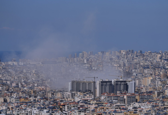 (FOTO) Iran pokrenuo balistički napad: U Libanu više od 30 mrtvih, poginuo Kinez u Teheranu, Tramp pozvao na predaju
