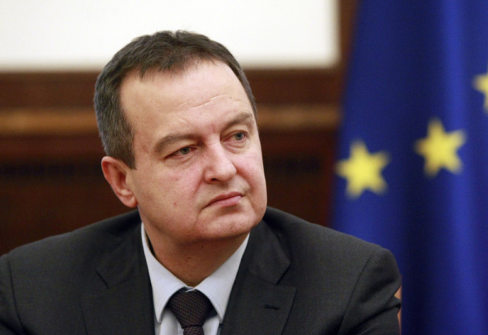 Ministar Dačić otpušten sa bolničkog lečenja posle skoro dve nedelje