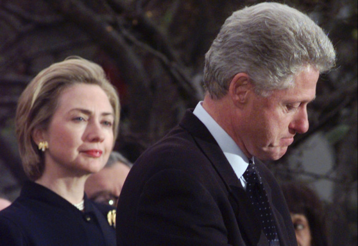 Objavljeni snimci saslušanja Bila i Hilari Klinton o vezama s Epstajnom