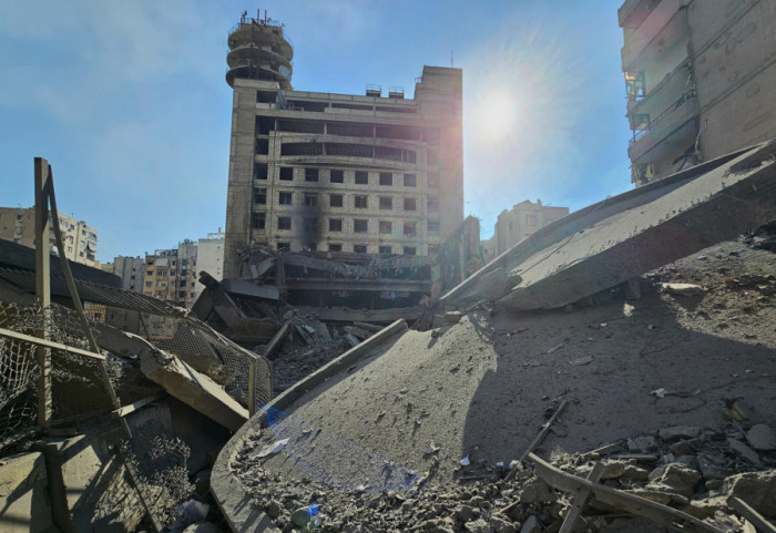 (FOTO) Sukob na Bliskom istoku: Oštećeno nuklearno postrojenje u Iranu, Vučić razgovarao sa kraljem Bahreina