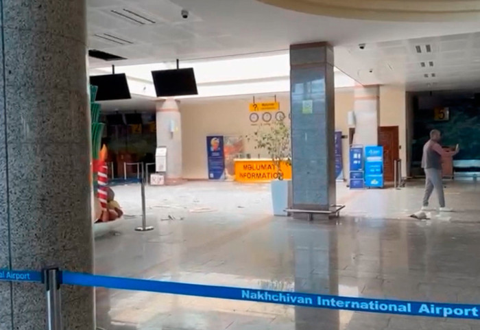 (FOTO/VIDEO) Sukob na Bliskom istoku: Iranski dronovi pogodili aerodrom u Azerbejdžanu, povređena dva civila