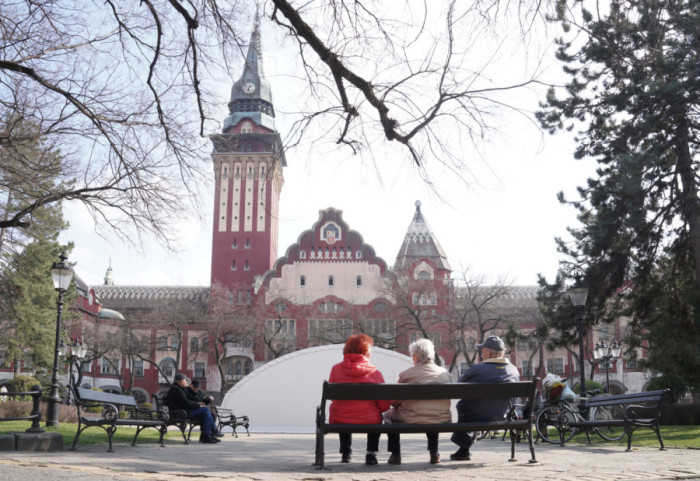 Toplo i sunčano vreme, temperatura oko 20 stepeni